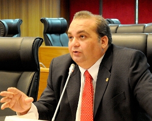 Deputado Fábio Braga.