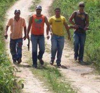 Trabalhadores denunciam ligação de Figueiredo com jagunços.